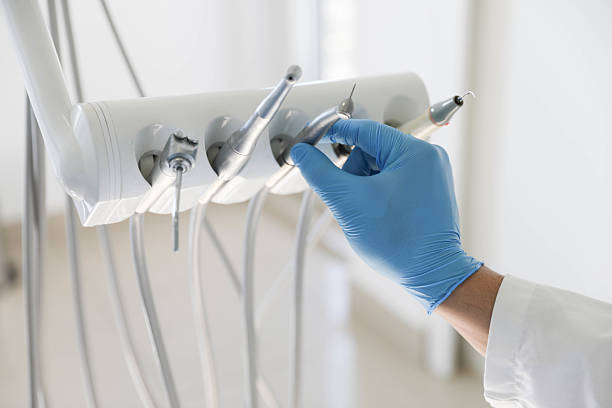 Professional Tooth Extraction technician working in Mount Angel, OR
